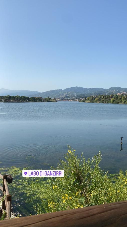 Tra Mare E Lago Torre di Faro Buitenkant foto